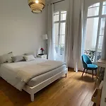 Cosy And Modern Near Champs-Elysees - Arc De Triomphe